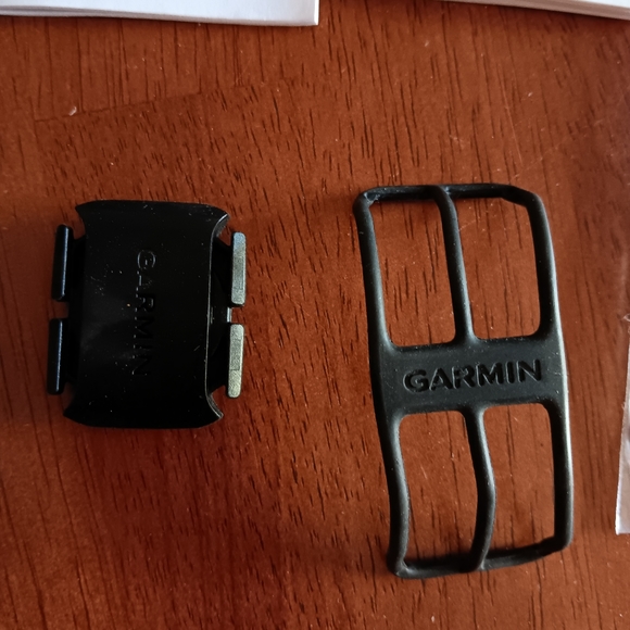 Garmin Speed Sensor 2 and Cadence Sensor 2 - Picture 4 of 4